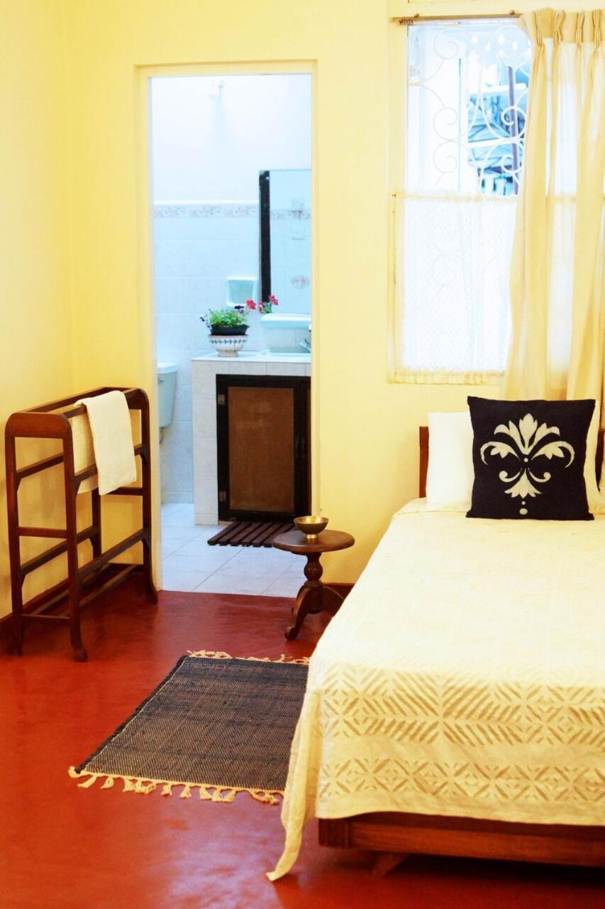 Charming Homestay By The Beach マウントラビニア エクステリア 写真