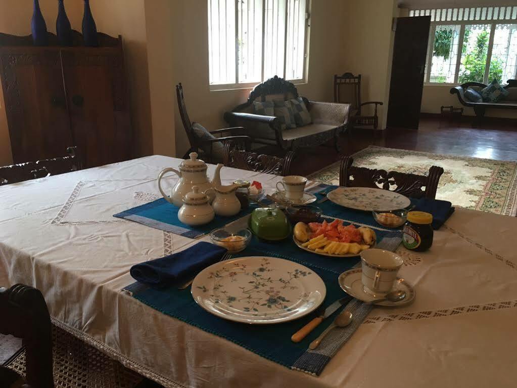 Charming Homestay By The Beach マウントラビニア エクステリア 写真