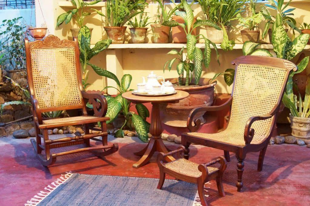 Charming Homestay By The Beach マウントラビニア エクステリア 写真